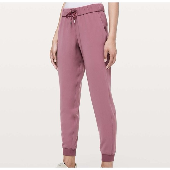 lululemon athletica Pants - Lululemon On The Fly Jogger Misty Merlot‎ Size 8